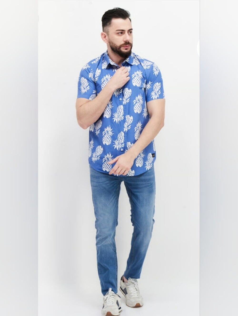 Silver Jeans Co Blue & White Pineapple Print Butto. Down Shirt S